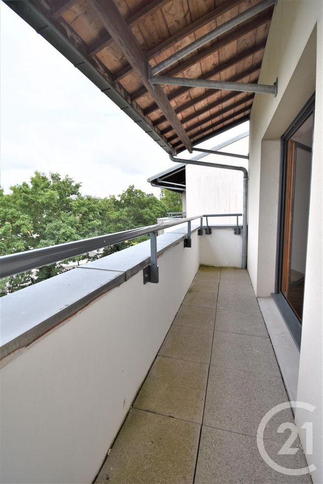 Appartement T4 à vendre - 4 pièces - 74.19 m2 - NOYAL CHATILLON SUR SEICHE - 35 - BRETAGNE - Century 21 Dréano Immobilier