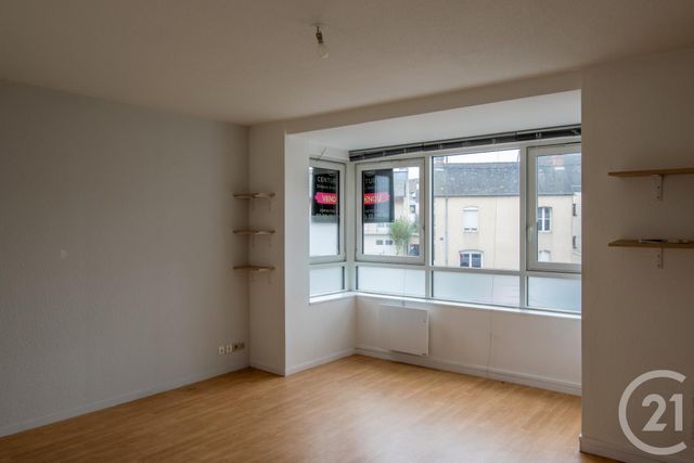Appartement T3 à vendre - 3 pièces - 54.8 m2 - ST JACQUES DE LA LANDE - 35 - BRETAGNE - Century 21 Dréano Immobilier