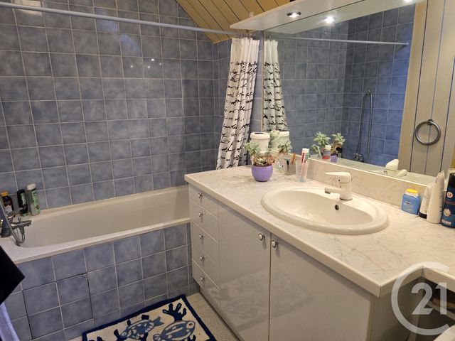 Appartement T3 à vendre - 4 pièces - 82.1 m2 - ST JACQUES DE LA LANDE - 35 - BRETAGNE - Century 21 Dréano Immobilier