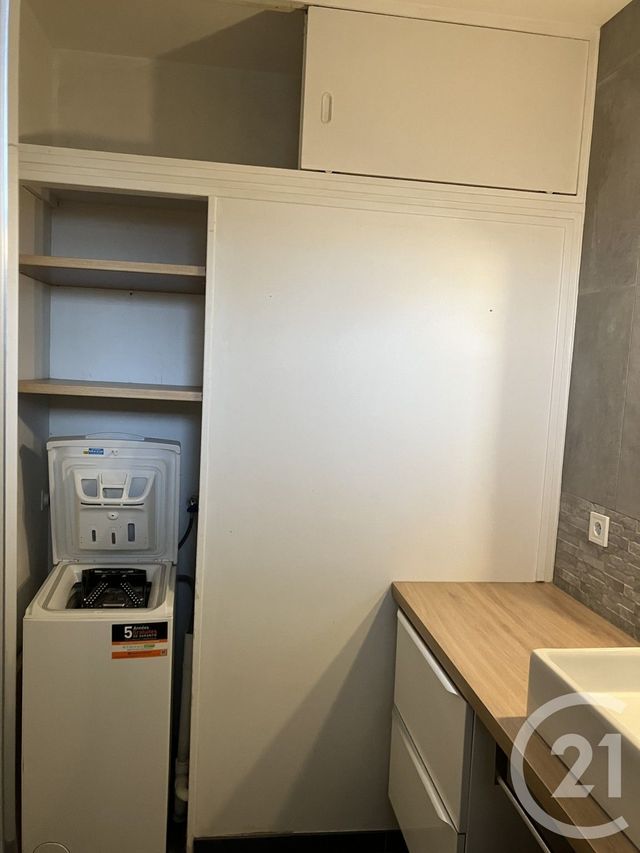 Afficher la photo en grand Appartement T2 à vendre - 2 pièces - 46.0 m2 - ST JACQUES DE LA LANDE - 35 - BRETAGNE - Century 21 Dréano Immobilier