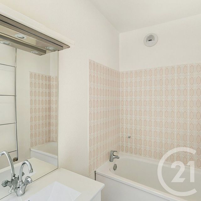 Appartement T3 à vendre - 3 pièces - 68.0 m2 - RENNES - 35 - BRETAGNE - Century 21 Dréano Immobilier