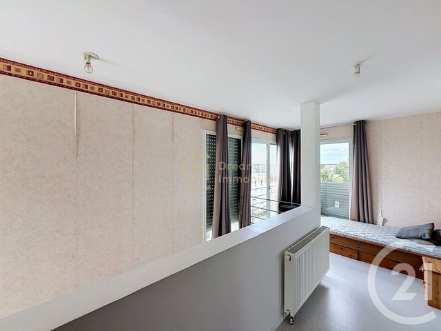 Appartement Duplex à vendre - 4 pièces - 92.29 m2 - ST JACQUES DE LA LANDE - 35 - BRETAGNE - Century 21 Dréano Immobilier