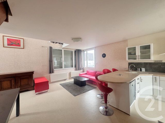 Afficher la photo en grand Appartement Duplex à vendre - 4 pièces - 92.29 m2 - ST JACQUES DE LA LANDE - 35 - BRETAGNE - Century 21 Dréano Immobilier