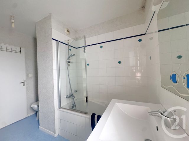 Afficher la photo en grand Appartement Duplex à vendre - 4 pièces - 92.29 m2 - ST JACQUES DE LA LANDE - 35 - BRETAGNE - Century 21 Dréano Immobilier