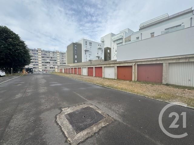 parking à vendre - 17.79 m2 - ST JACQUES DE LA LANDE - 35 - BRETAGNE - Century 21 Dréano Immobilier