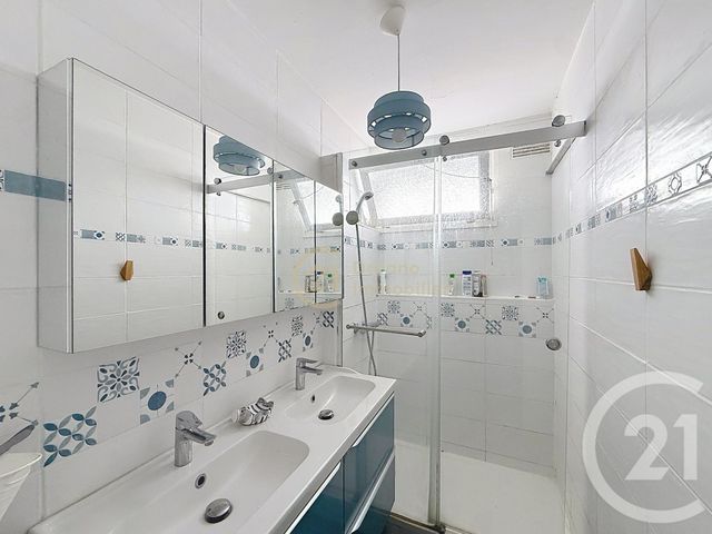 Appartement T4 à vendre - 4 pièces - 71.0 m2 - RENNES - 35 - BRETAGNE - Century 21 Dréano Immobilier