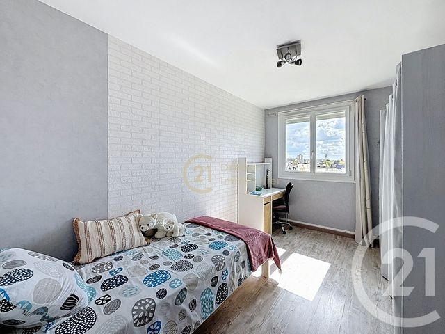 Appartement T4 à vendre - 4 pièces - 71.0 m2 - RENNES - 35 - BRETAGNE - Century 21 Dréano Immobilier
