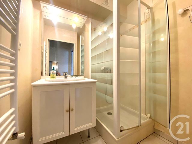 Afficher la photo en grand Appartement T2 à louer - 3 pièces - 50.42 m2 - RENNES - 35 - BRETAGNE - Century 21 Dréano Immobilier