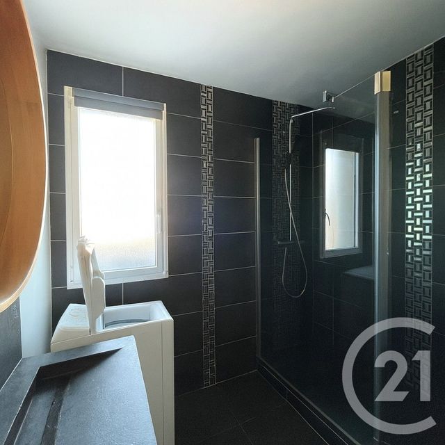 Appartement T4 à vendre - 4 pièces - 77.77 m2 - CHANTEPIE - 35 - BRETAGNE - Century 21 Dréano Immobilier