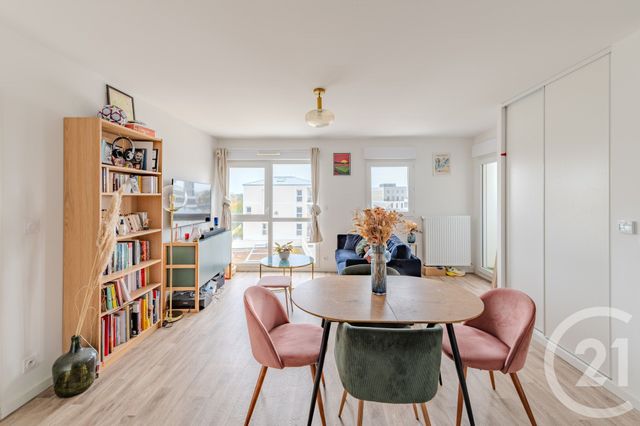 Afficher la photo en grand Appartement T2 à vendre - 2 pièces - 47.09 m2 - RENNES - 35 - BRETAGNE - Century 21 Dréano Immobilier