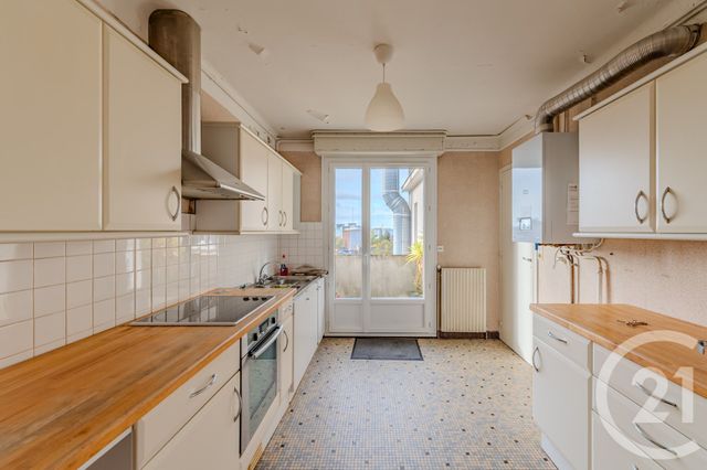 Appartement T6 à vendre - 6 pièces - 112.24 m2 - RENNES - 35 - BRETAGNE - Century 21 Dréano Immobilier