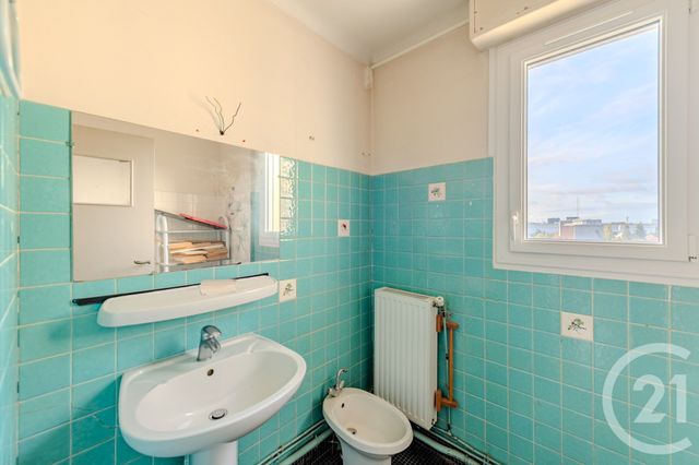 Appartement T6 à vendre - 6 pièces - 112.24 m2 - RENNES - 35 - BRETAGNE - Century 21 Dréano Immobilier