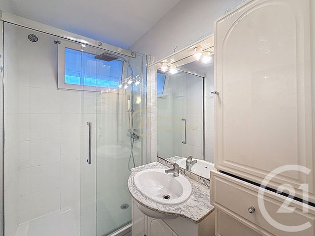 Appartement T4 à vendre - 4 pièces - 70.9 m2 - RENNES - 35 - BRETAGNE - Century 21 Dréano Immobilier