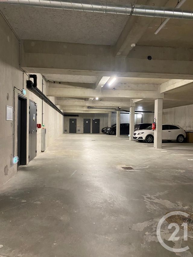 parking à louer - 17.0 m2 - RENNES - 35 - BRETAGNE - Century 21 Dréano Immobilier