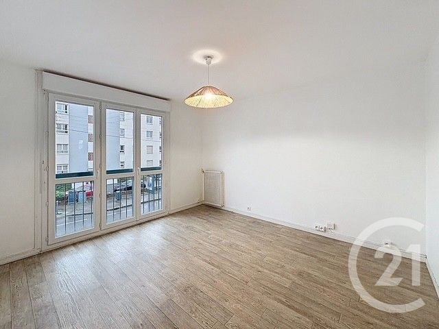 Appartement T2 à louer - 3 pièces - 61.05 m2 - RENNES - 35 - BRETAGNE - Century 21 Dréano Immobilier