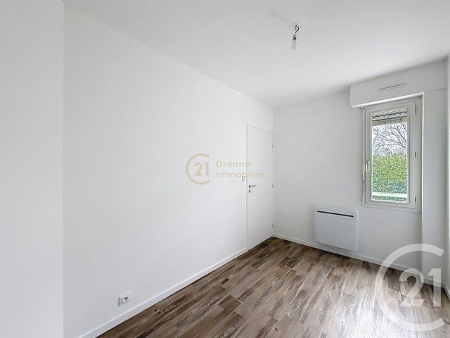 Appartement T2 à vendre - 2 pièces - 31.89 m2 - ST JACQUES DE LA LANDE - 35 - BRETAGNE - Century 21 Dréano Immobilier
