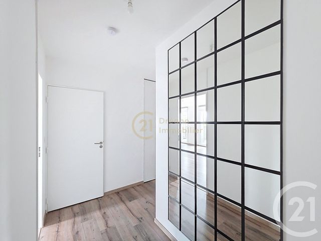 Appartement F3 à vendre - 3 pièces - 69.0 m2 - CHARTRES DE BRETAGNE - 35 - BRETAGNE - Century 21 Dréano Immobilier