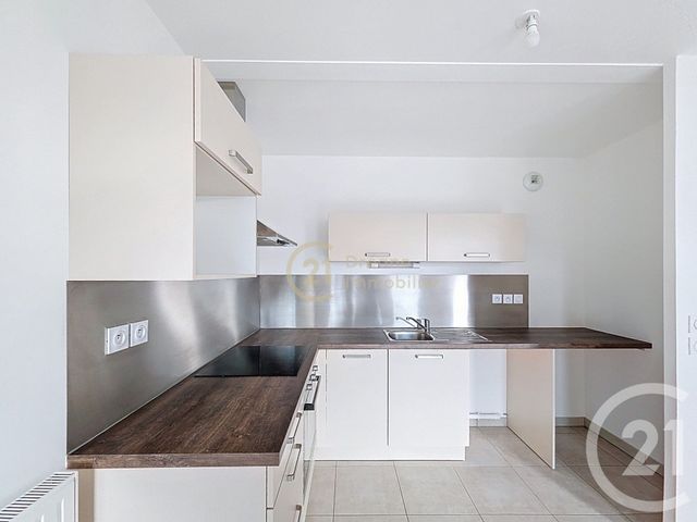 Appartement F3 à vendre - 3 pièces - 69.0 m2 - CHARTRES DE BRETAGNE - 35 - BRETAGNE - Century 21 Dréano Immobilier