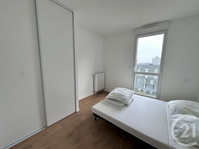 Appartement T4 à vendre - 4 pièces - 78.3 m2 - ST JACQUES DE LA LANDE - 35 - BRETAGNE - Century 21 Dréano Immobilier