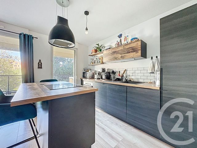 Appartement T3 à vendre - 3 pièces - 64.5 m2 - RENNES - 35 - BRETAGNE - Century 21 Dréano Immobilier