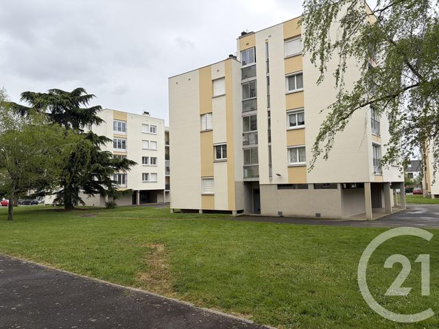 Appartement T4 à louer - 4 pièces - 70.57 m2 - RENNES - 35 - BRETAGNE - Century 21 Dréano Immobilier