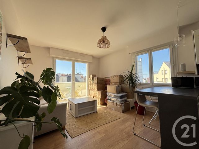Appartement T2 à louer - 2 pièces - 36.75 m2 - RENNES - 35 - BRETAGNE - Century 21 Dréano Immobilier