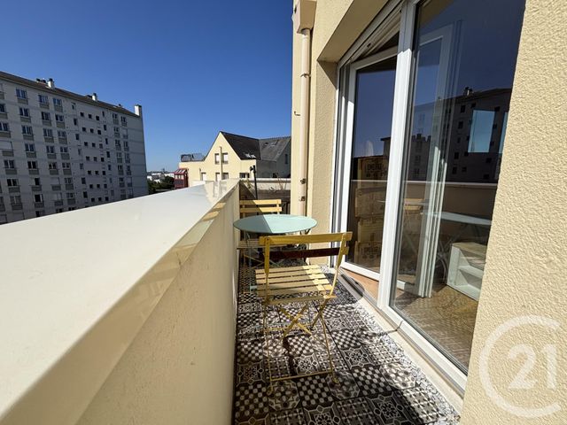 Appartement T2 à louer - 2 pièces - 36.75 m2 - RENNES - 35 - BRETAGNE - Century 21 Dréano Immobilier