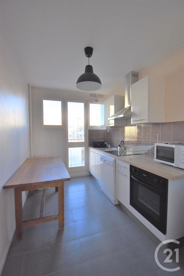 Appartement F4 à louer - 5 pièces - 74.37 m2 - RENNES - 35 - BRETAGNE - Century 21 Dréano Immobilier