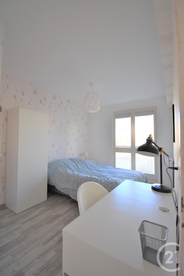 Appartement F4 à louer - 5 pièces - 74.37 m2 - RENNES - 35 - BRETAGNE - Century 21 Dréano Immobilier