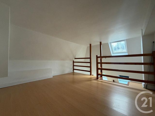Appartement Duplex à louer - 2 pièces - 15.44 m2 - RENNES - 35 - BRETAGNE - Century 21 Dréano Immobilier