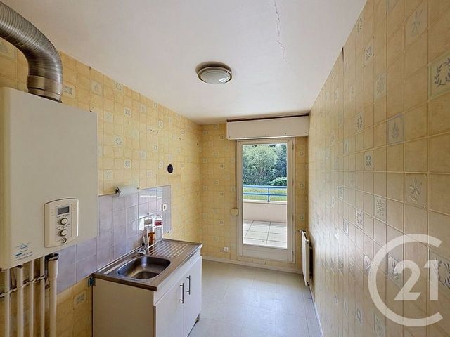 Appartement T2 à vendre - 2 pièces - 44.44 m2 - ST JACQUES DE LA LANDE - 35 - BRETAGNE - Century 21 Dréano Immobilier