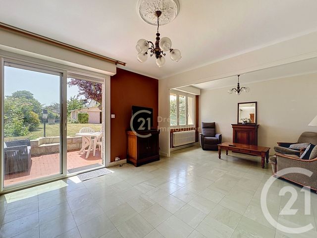 maison à vendre - 7 pièces - 108.0 m2 - ST JACQUES DE LA LANDE - 35 - BRETAGNE - Century 21 Dréano Immobilier