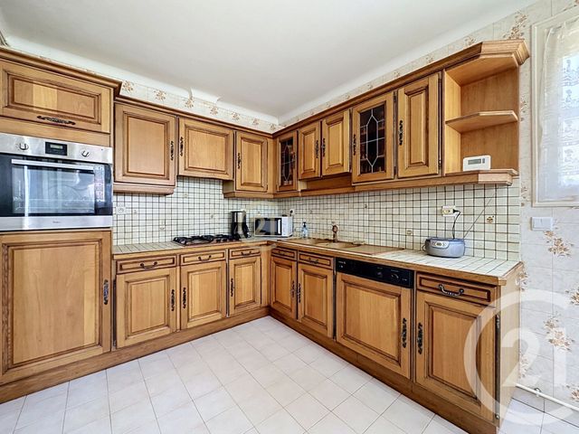 maison à vendre - 7 pièces - 108.0 m2 - ST JACQUES DE LA LANDE - 35 - BRETAGNE - Century 21 Dréano Immobilier