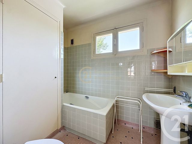 maison à vendre - 7 pièces - 108.0 m2 - ST JACQUES DE LA LANDE - 35 - BRETAGNE - Century 21 Dréano Immobilier