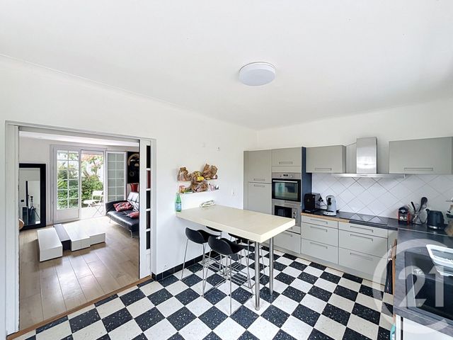 maison à vendre - 9 pièces - 169.31 m2 - LA MEZIERE - 35 - BRETAGNE - Century 21 Dréano Immobilier