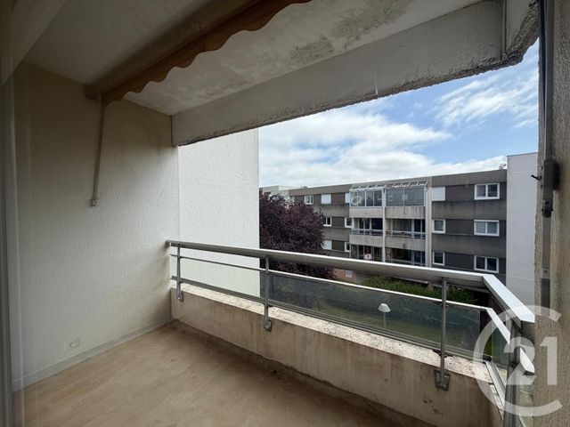Appartement T2 à louer - 2 pièces - 44.51 m2 - ST JACQUES DE LA LANDE - 35 - BRETAGNE - Century 21 Dréano Immobilier
