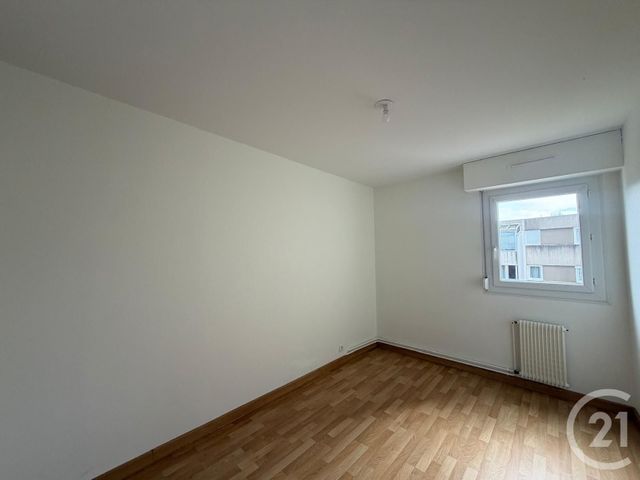 Appartement T2 à louer - 2 pièces - 44.51 m2 - ST JACQUES DE LA LANDE - 35 - BRETAGNE - Century 21 Dréano Immobilier
