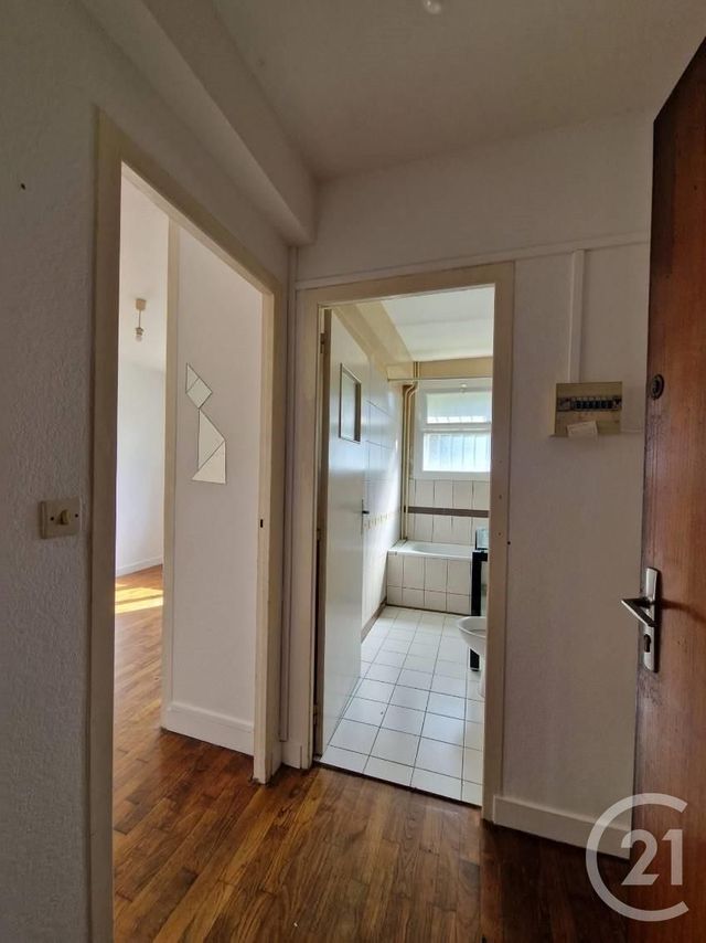 Appartement T2 à louer - 2 pièces - 31.18 m2 - ST JACQUES DE LA LANDE - 35 - BRETAGNE - Century 21 Dréano Immobilier