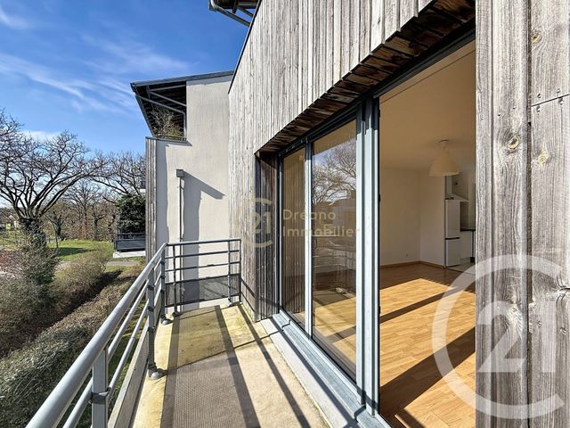 Appartement T4 à louer - 4 pièces - 74.19 m2 - NOYAL CHATILLON SUR SEICHE - 35 - BRETAGNE - Century 21 Dréano Immobilier