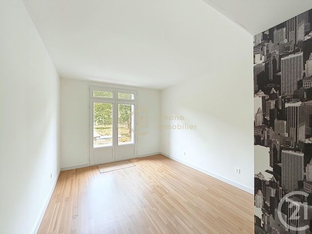maison à vendre - 7 pièces - 146.4 m2 - ST JACQUES DE LA LANDE - 35 - BRETAGNE - Century 21 Dréano Immobilier