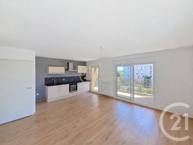 Appartement F3 à vendre - 3 pièces - 66.54 m2 - CHARTRES DE BRETAGNE - 35 - BRETAGNE - Century 21 Dréano Immobilier
