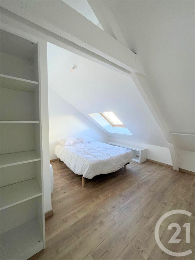 Appartement Duplex à louer - 3 pièces - 46.69 m2 - RENNES - 35 - BRETAGNE - Century 21 Dréano Immobilier