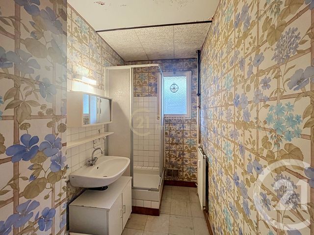Appartement T4 à vendre - 4 pièces - 65.0 m2 - ST JACQUES DE LA LANDE - 35 - BRETAGNE - Century 21 Dréano Immobilier