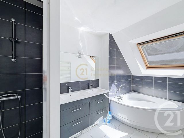 maison à vendre - 7 pièces - 168.0 m2 - CHANTEPIE - 35 - BRETAGNE - Century 21 Dréano Immobilier