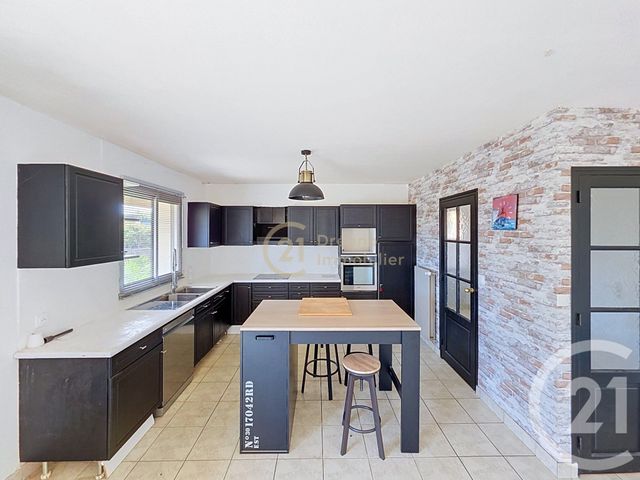 maison à vendre - 5 pièces - 142.0 m2 - CHARTRES DE BRETAGNE - 35 - BRETAGNE - Century 21 Dréano Immobilier