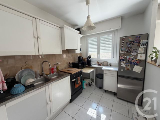 Appartement T2 à louer - 2 pièces - 45.44 m2 - ST JACQUES DE LA LANDE - 35 - BRETAGNE - Century 21 Dréano Immobilier