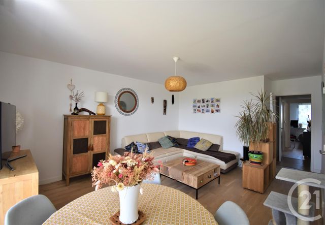 Appartement T4 à louer - 4 pièces - 78.69 m2 - ST GREGOIRE - 35 - BRETAGNE - Century 21 Dréano Immobilier