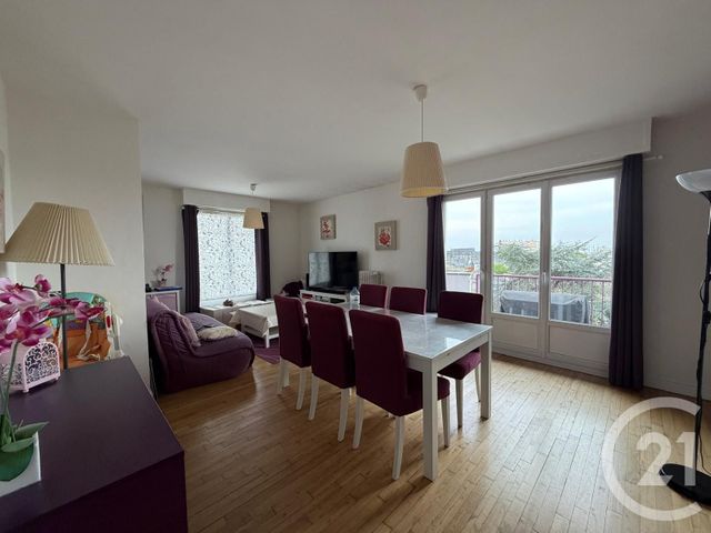 Appartement T4 à louer - 4 pièces - 69.22 m2 - ST JACQUES DE LA LANDE - 35 - BRETAGNE - Century 21 Dréano Immobilier