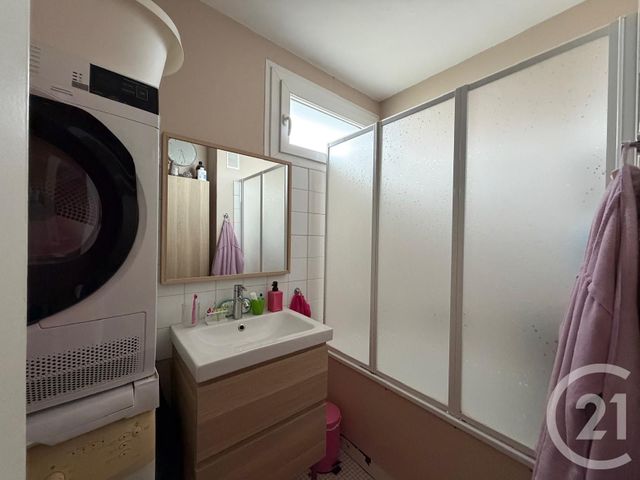 Appartement T4 à louer - 4 pièces - 69.22 m2 - ST JACQUES DE LA LANDE - 35 - BRETAGNE - Century 21 Dréano Immobilier