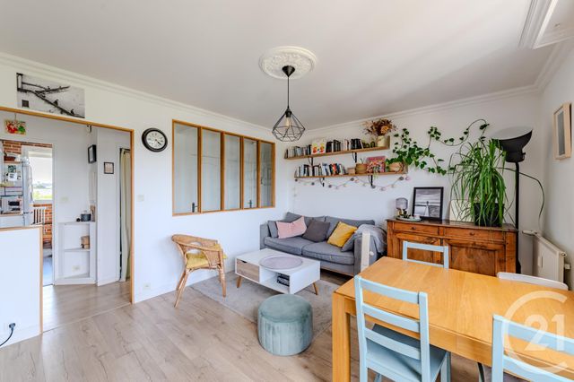 Appartement T4 à louer - 4 pièces - 68.13 m2 - ST JACQUES DE LA LANDE - 35 - BRETAGNE - Century 21 Dréano Immobilier